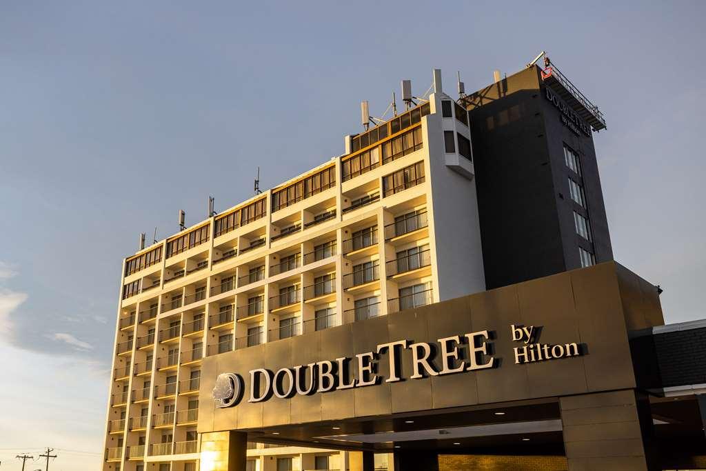 Doubletree By Hilton Calgary North酒店 外观 照片